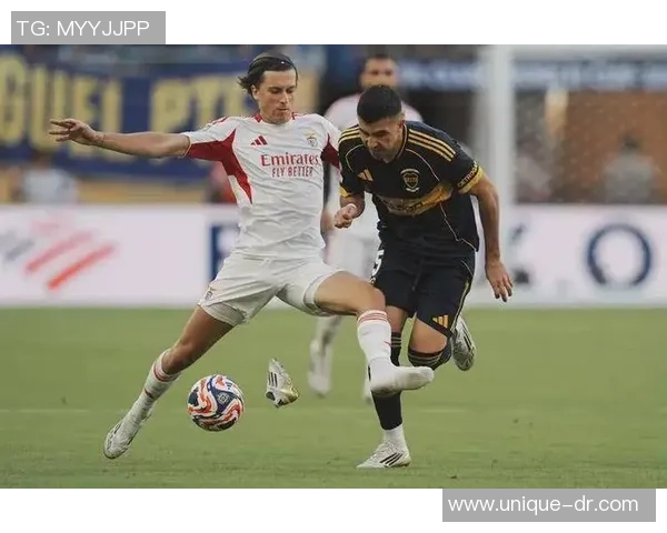 细数足球场上防守技术精湛的小动作高手 谁是最难破解的防守专家